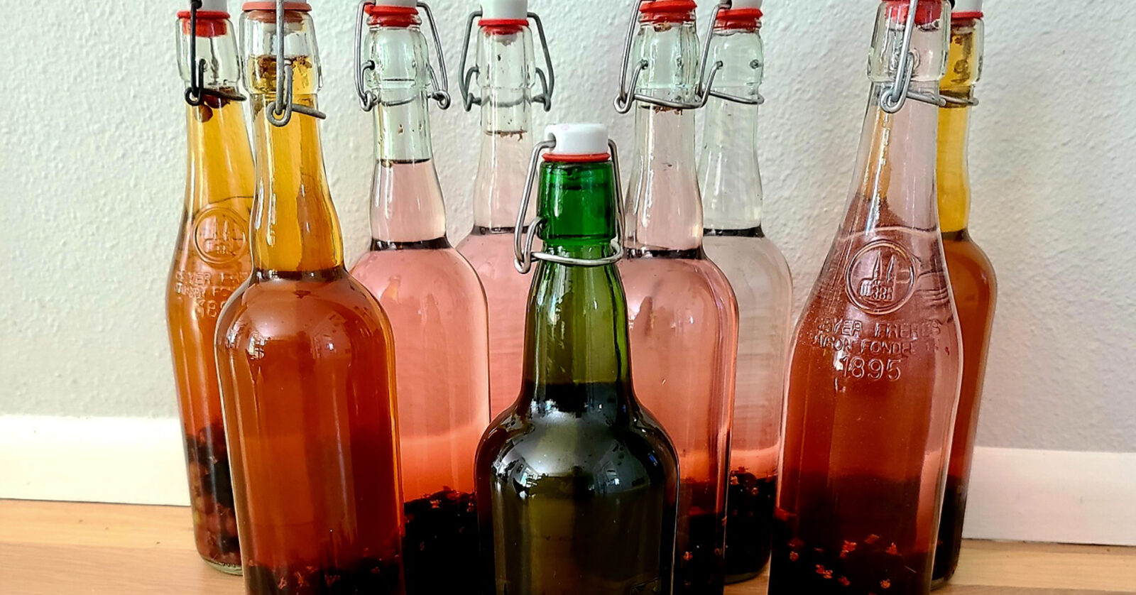 assortment of vinegar bottles